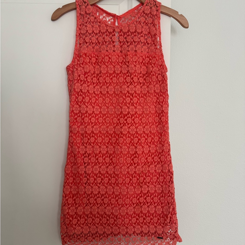Hollister Co women’s coral colored sleeveless lace mini dress size small